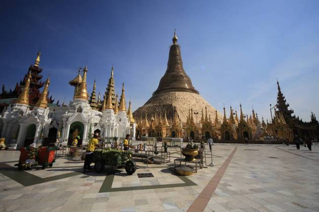 Myanmar Yangon シュエダゴンパゴダ Shwedagon Pagoda